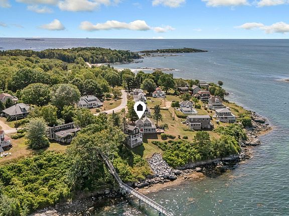 4th image of 100 Island Avenue