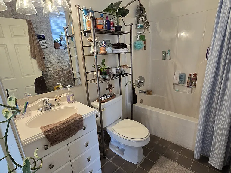 300 Goshen St #105 — Photo 12