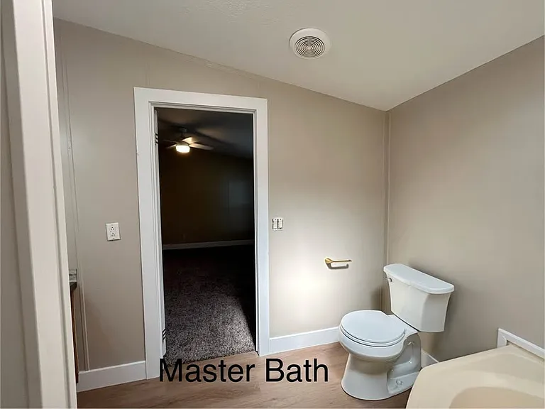 852 Charles Rd — Photo 16
