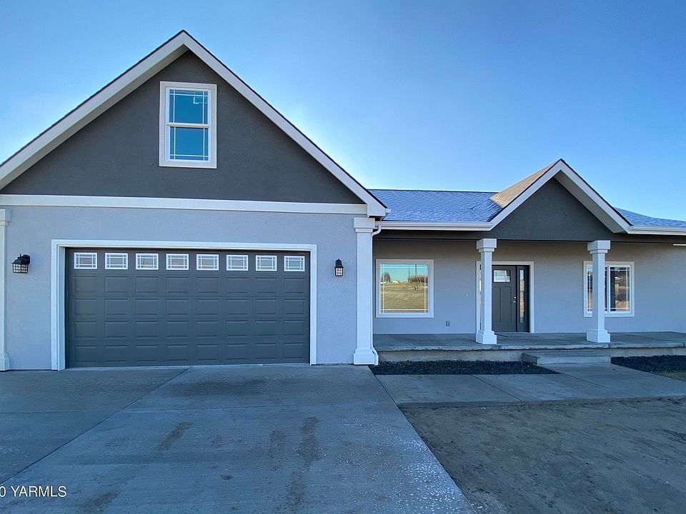 1st image of 1930 E Zillah Dr