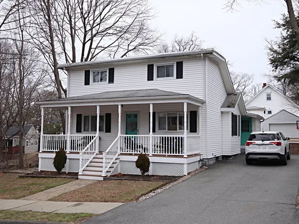 8 Sunnyside Ave, Saugus, MA 01906