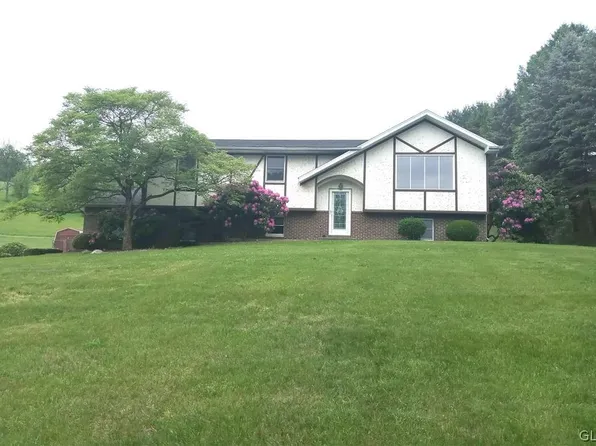 4338 Chestnut Dr, Walnutport, PA 18088