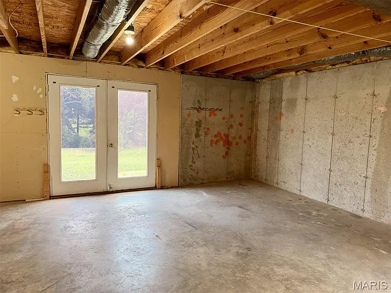 3394 Dissen Rd — Photo 17