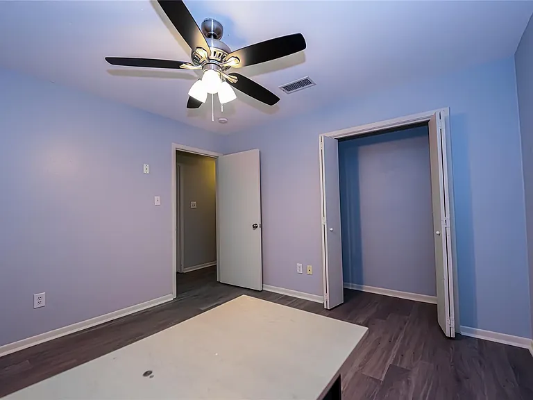 2306 Wallingford Dr — Photo 32