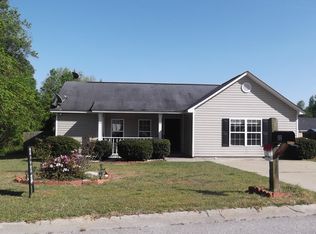 32 Canter Field Ln, Lugoff, SC 29078