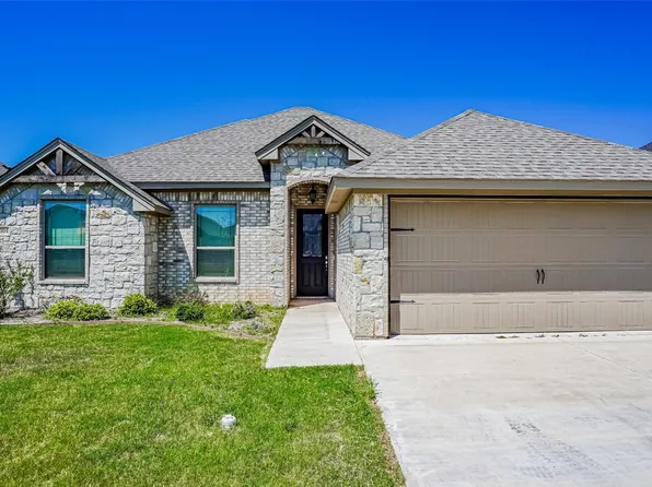 3304 Arrow Creek Dr, Granbury, TX 76049