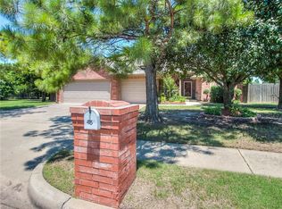 415 Sparrow Hawk, Edmond, OK 73003