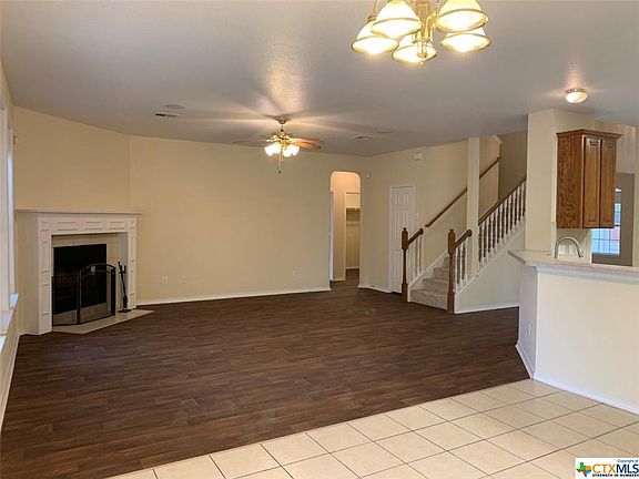 2nd image of 507 Rolling Hills Dr