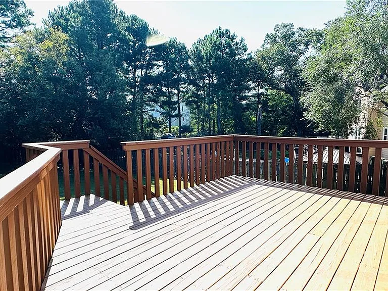 2020 Bentwood Ct — Photo 32