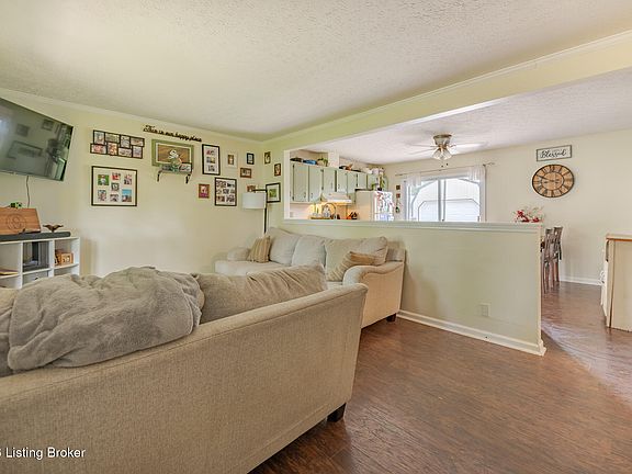 4th image of 3909 Georgie Way