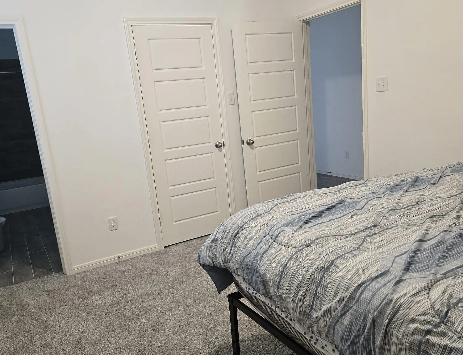 2 bed, 2.0 bath, 1650 sqft, $1,291 — Photo 1
