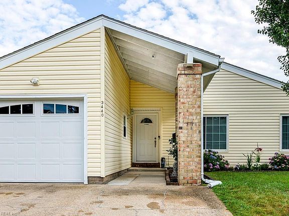 3rd image of 3440 Daffodil Cres