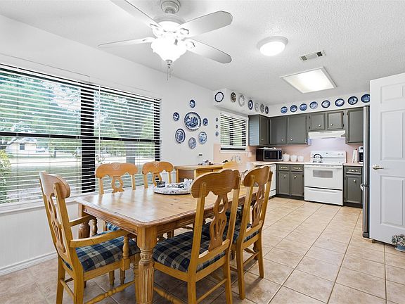 5th image of 50208 Eagle Trace Dr