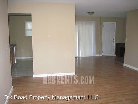 4th image of 190 Smalley Blvd