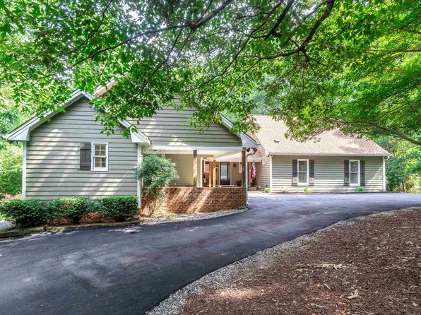 2420 Windsor Trl, Raleigh, NC 27615