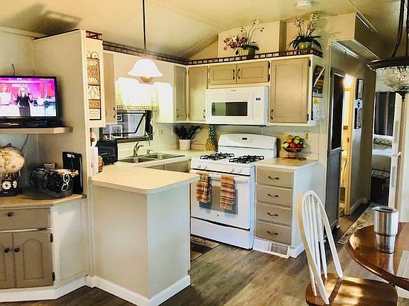 2nd image of 25501 Trost Blvd #10-67