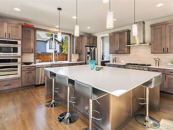 5th image of 24337 NE 27th Pl