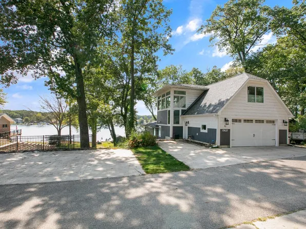 17437 Lakeview Dr #100, Vandalia, MI 49095
