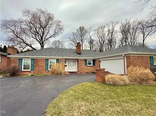 2303 Shoreland Ave, Toledo, OH 43611