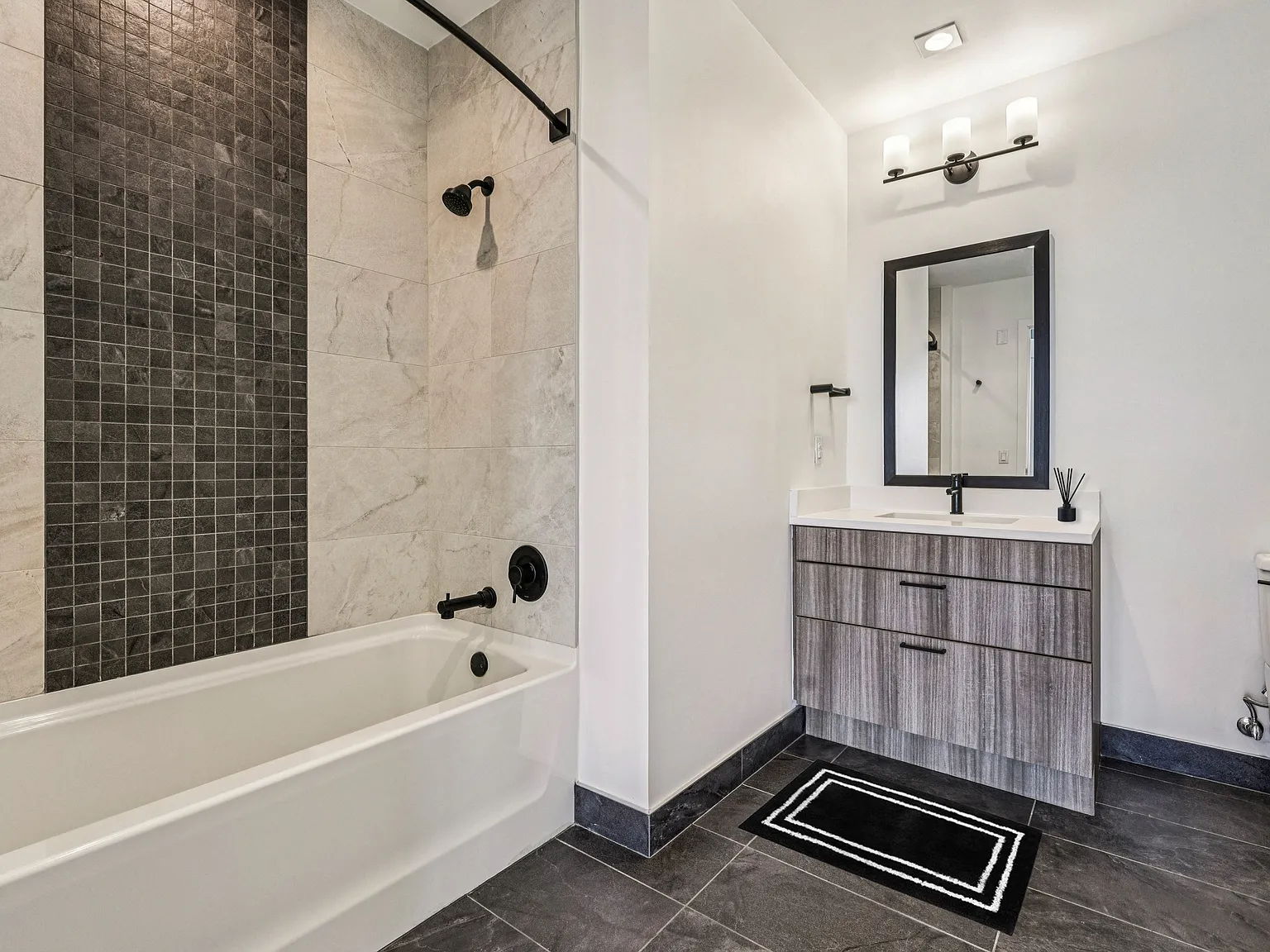 Morse Apartment Homes — Photo 4
