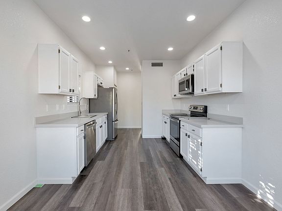 3rd image of 8009 E Del Tornasol Dr