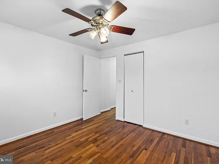1437 Towson St — Photo 20