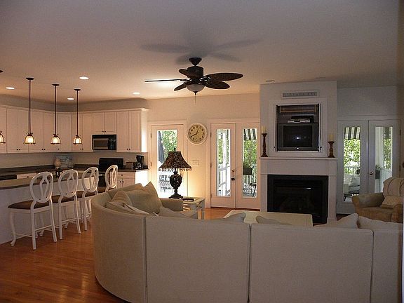 4th image of 622 Tingle Ave