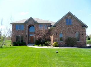 5N510 Prairie Springs Dr, St Charles, IL 60175