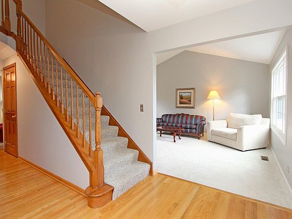 3rd image of 497 Tall Grass Cir