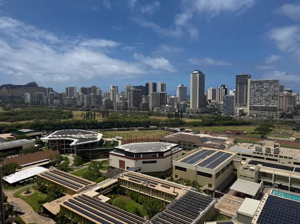 581 Kamoku St APT 2202, Honolulu, HI 96826