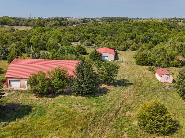 13190 SW Hopkins Switch Rd, Augusta, KS 67010