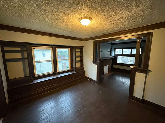 2nd image of 12402 Benwood Ave #Up