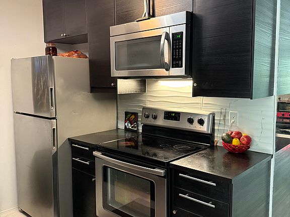 4th image of 6455 La Jolla Blvd Unit 127