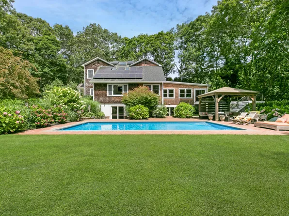 12 Bob White Dr, Water Mill, NY 11976