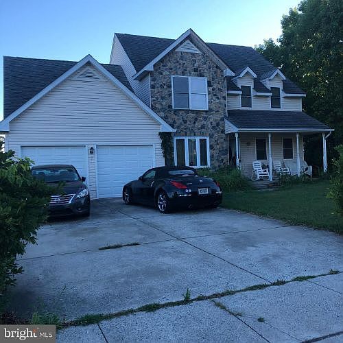 2nd image of 7 Sassafras Dr