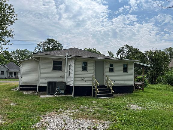 3rd image of 1429 N Marion Avenue