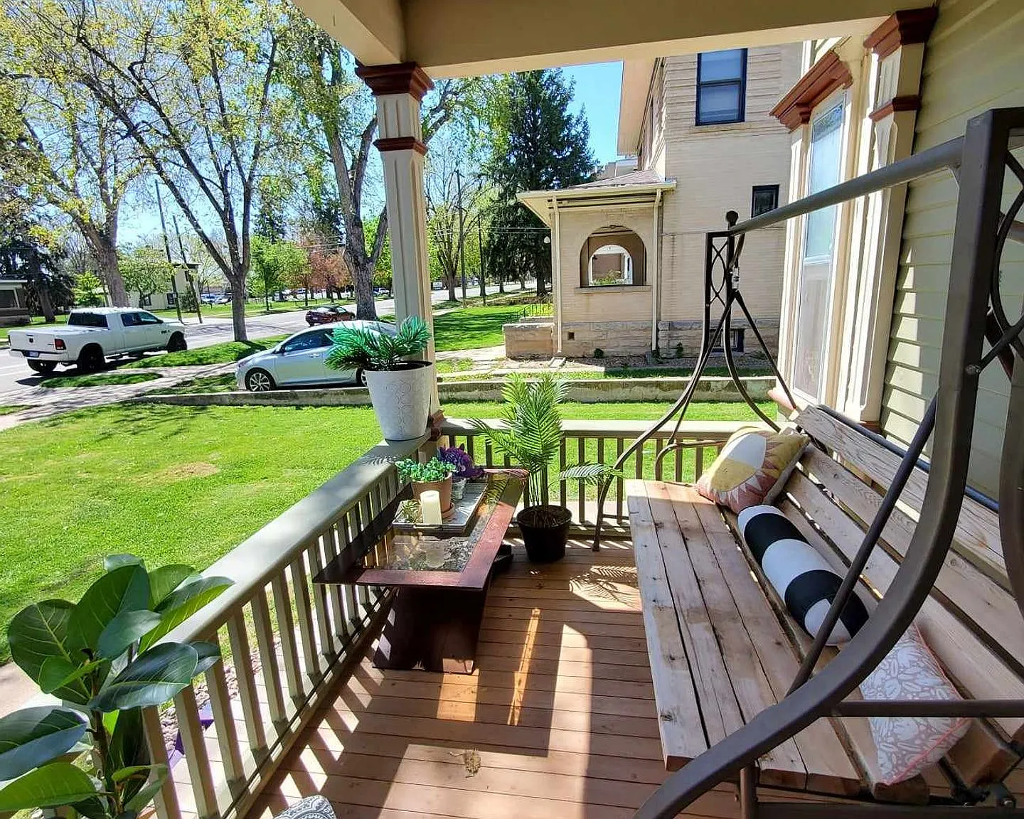 Mead Apartments — Photo 2
