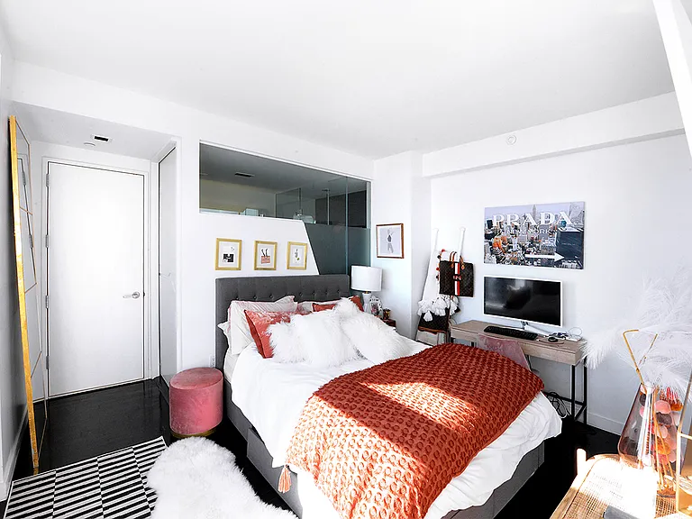 123 Washington St #45H — Photo 5
