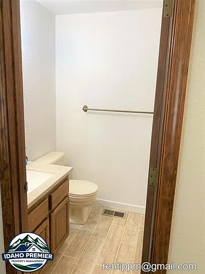 512 S Kearney Pl — Photo 10