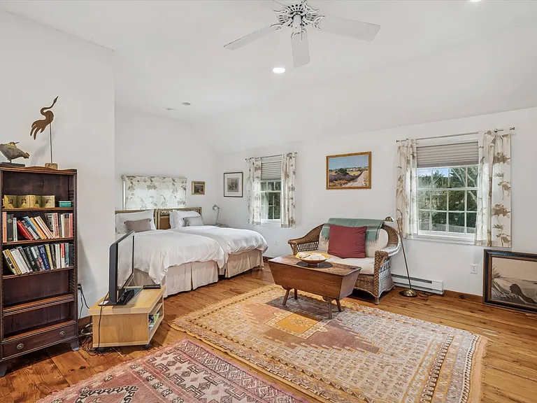 532 Butter Ln — Photo 20