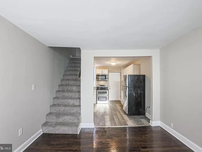 10 S Carey St — Photo 11