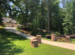 765 Riverside Rd, Sugar Hill, GA 30518