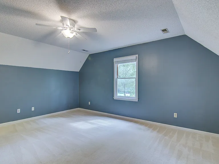 2315 Treetop Ln — Photo 28
