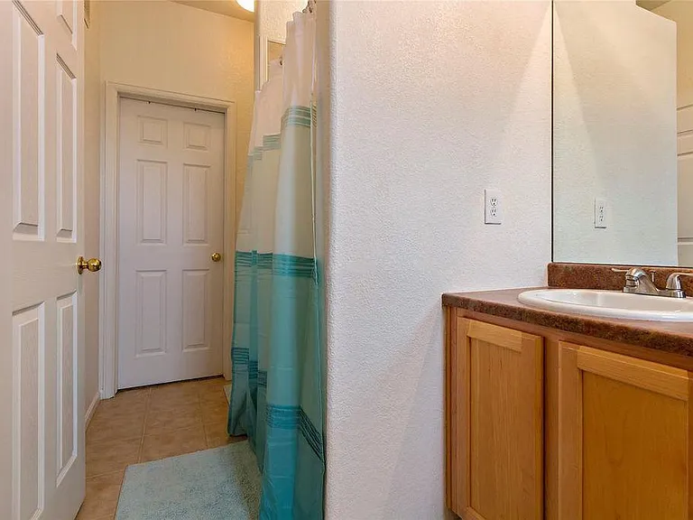 7223 S Laredo St — Photo 6