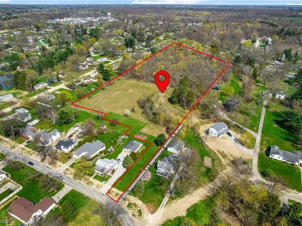 Redfield St, Lodi, OH 44254