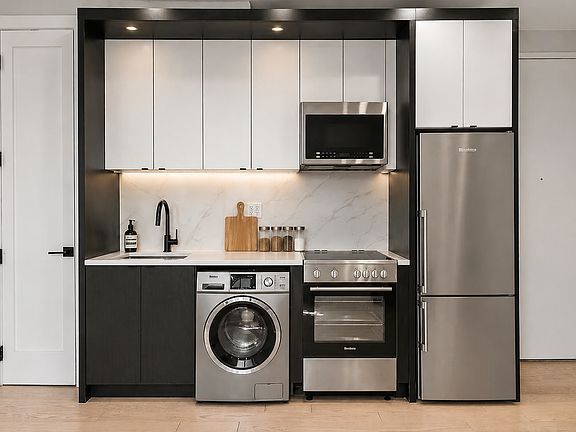 2nd image of 157 Stuyvesant Ave APT 4F