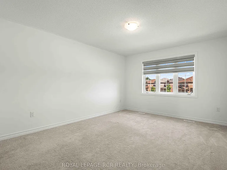 166 Seeley Ave — Photo 34