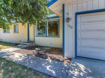 1729 Parsons Loop, Yakima, WA, 98908