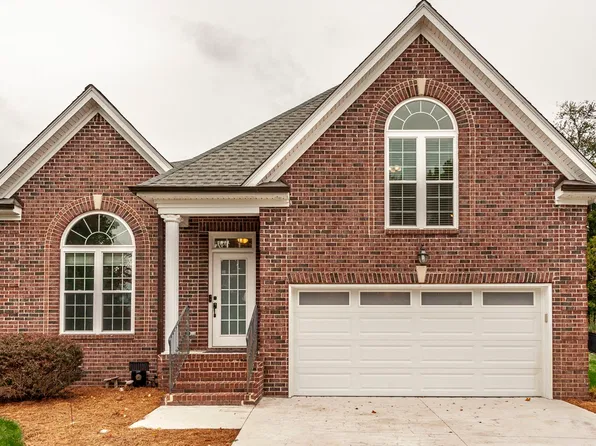 1158 Isaac Franklin Dr, Gallatin, TN 37066