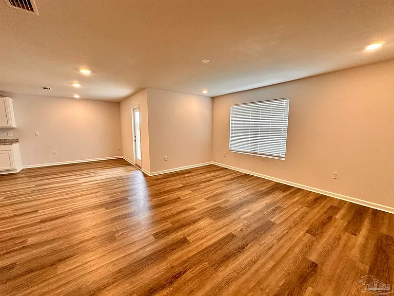 6081 Secretariat Way — Photo 8